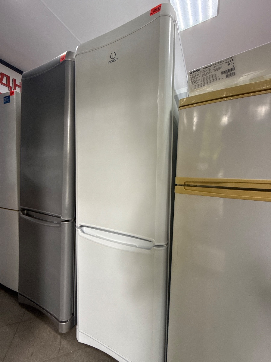 Холодильник Indesit No Frost